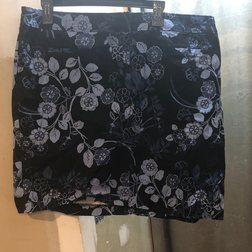 Lane Bryant Black Mini Skirt with Gray Floral Print